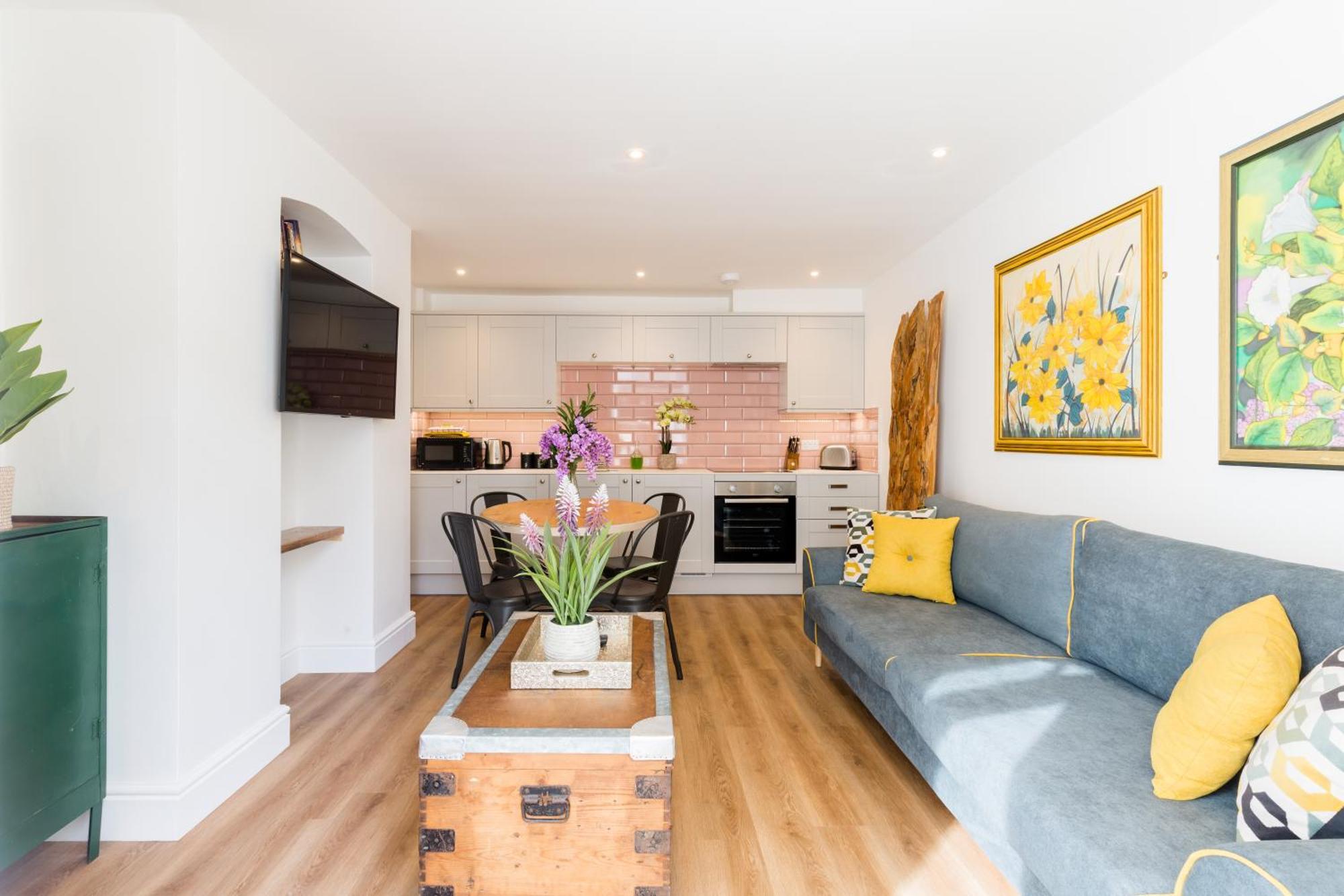 2 Apartment *