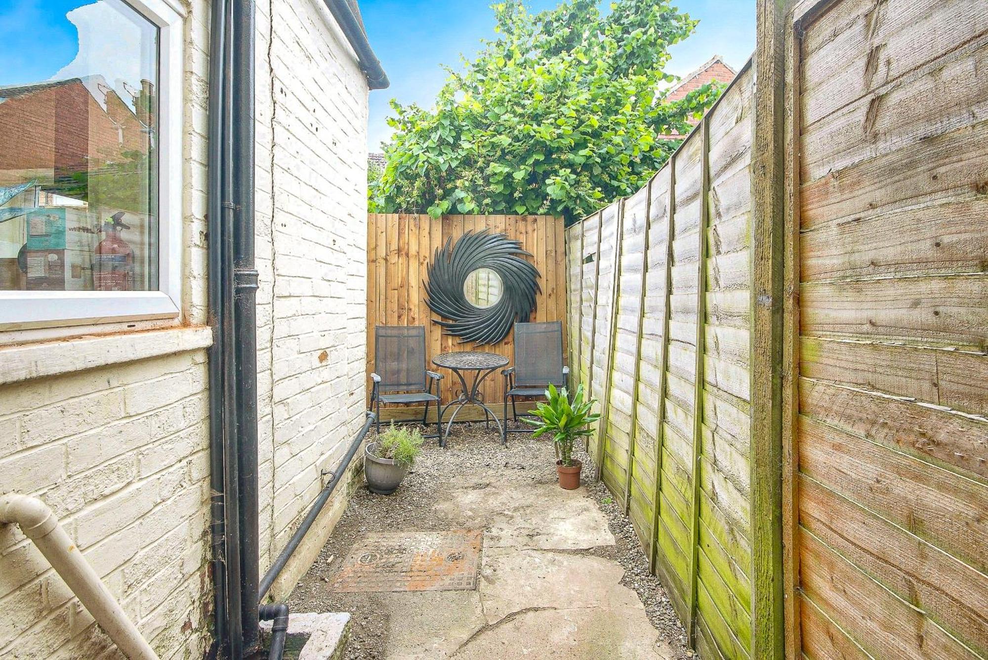Entire 3 Bed House In Holiday home