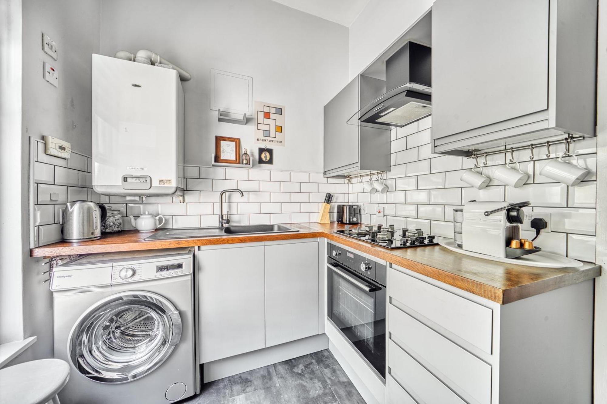 Pied-a-terre Near The Docks - Wifi & Washing Machine Căn hộ