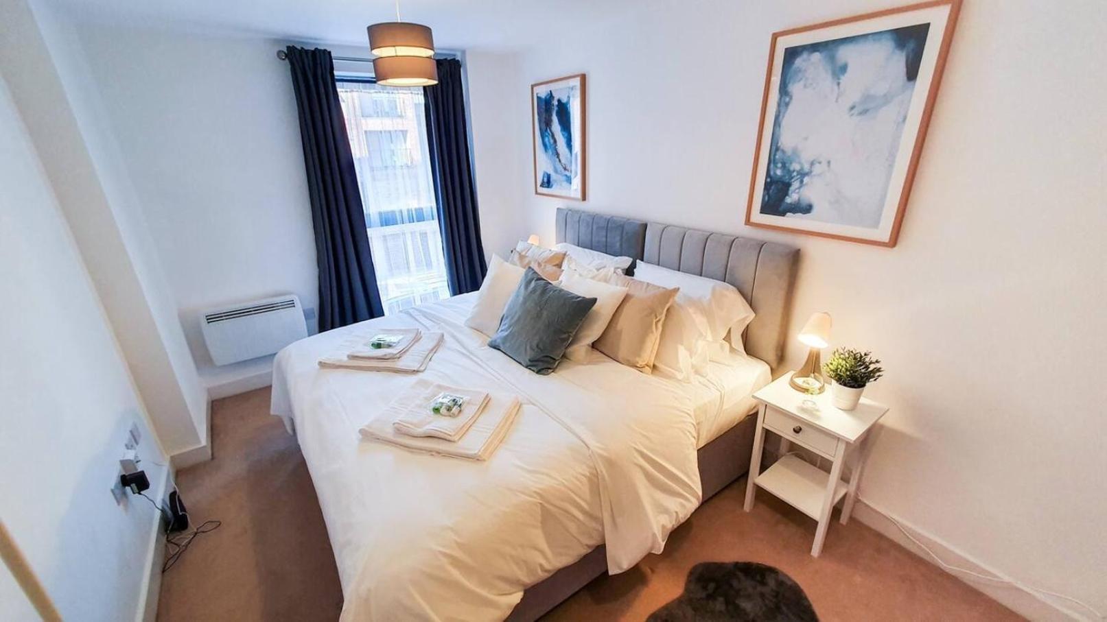Lovely Flat In Kiln Close With Free Parking Apartment