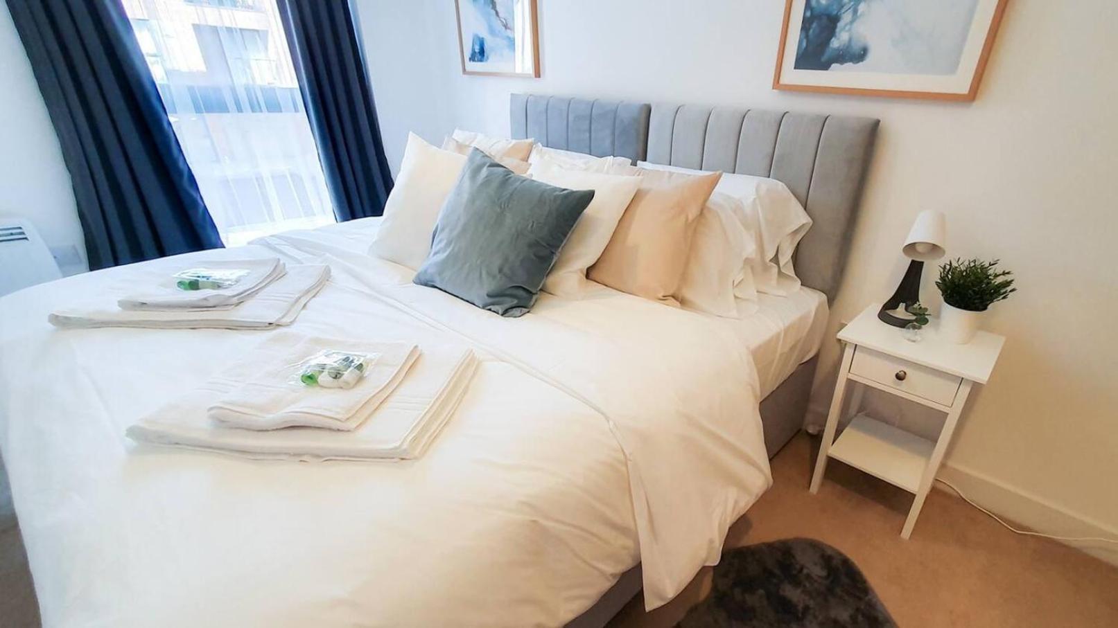 Lovely Flat In Kiln Close With Free Parking Apartment *