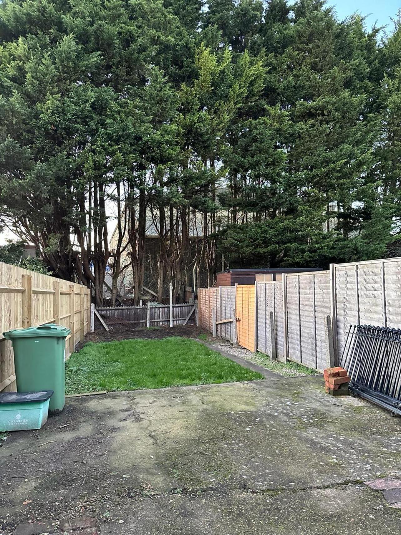 3 Bed Chill Glouc Free Parking