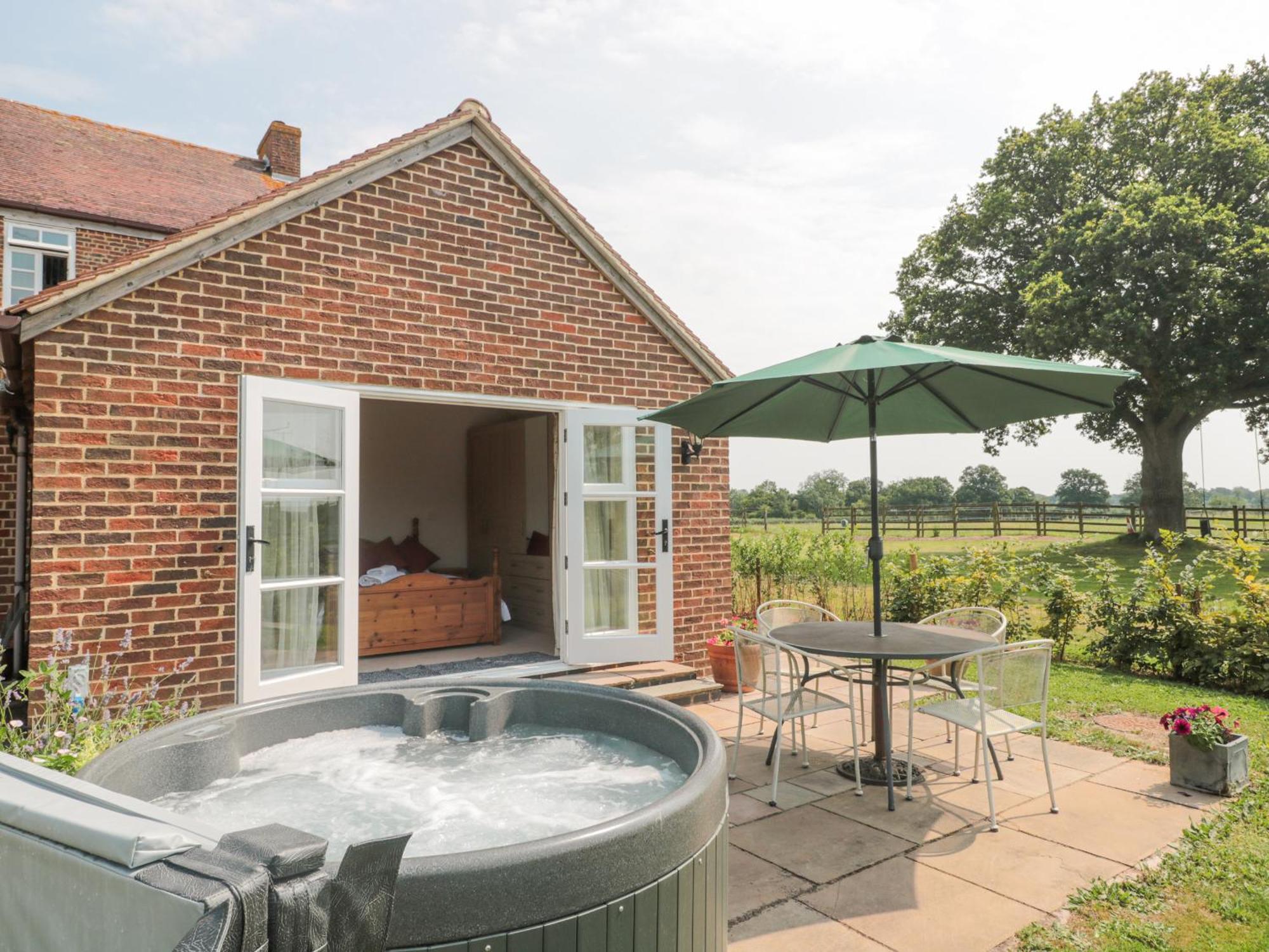 Orchard View * Gloucester