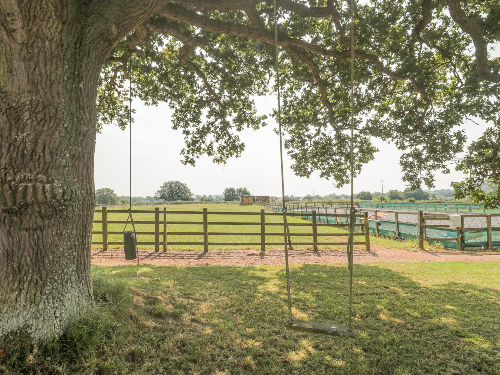 Orchard View * Gloucester