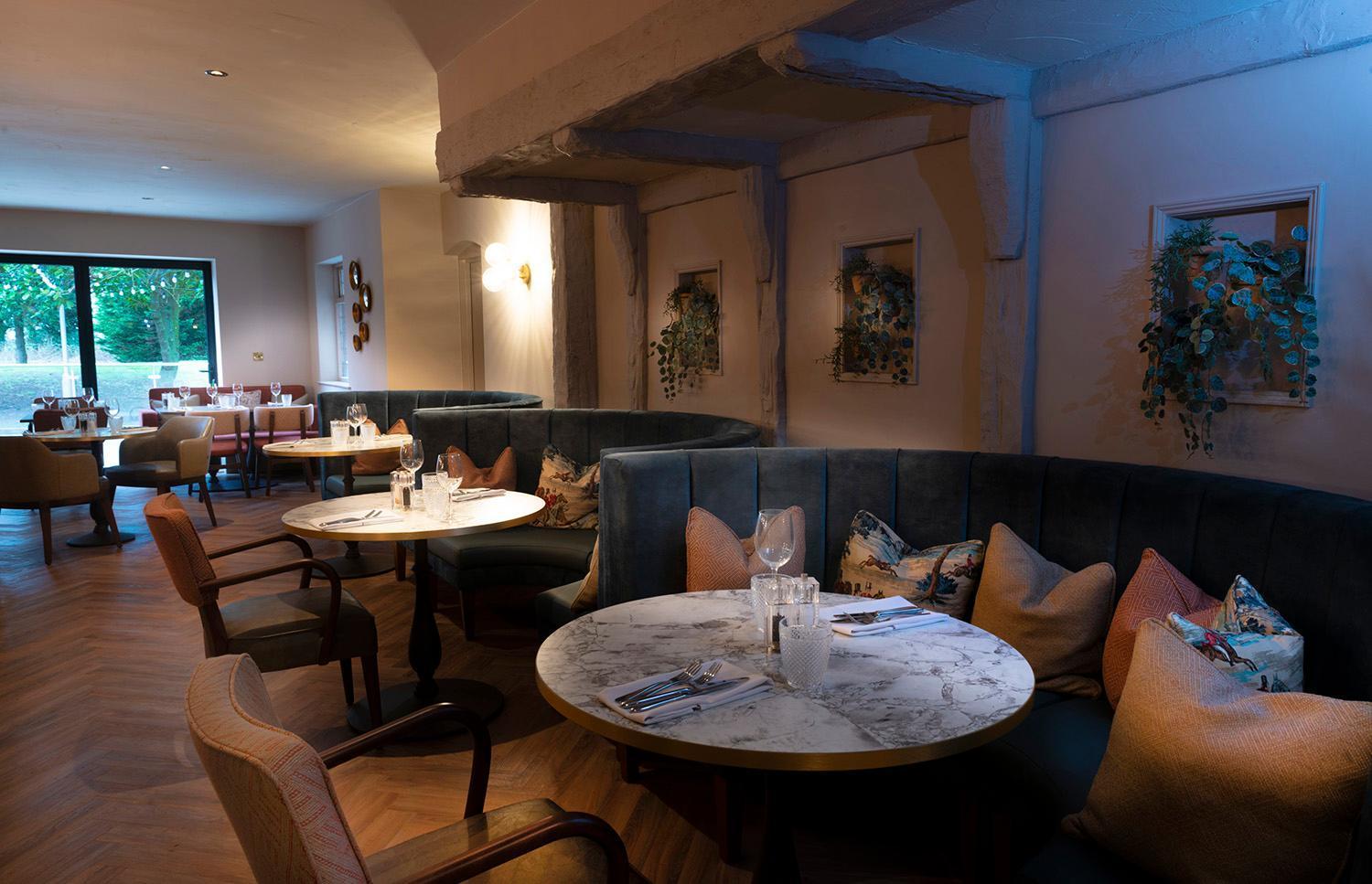 Country house Hatherley Manor &