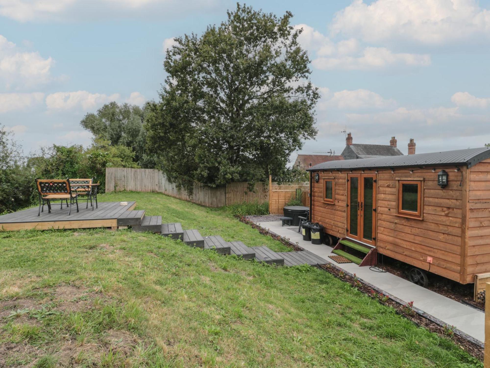 Mooffitch Riverview Hut Holiday home Gloucester