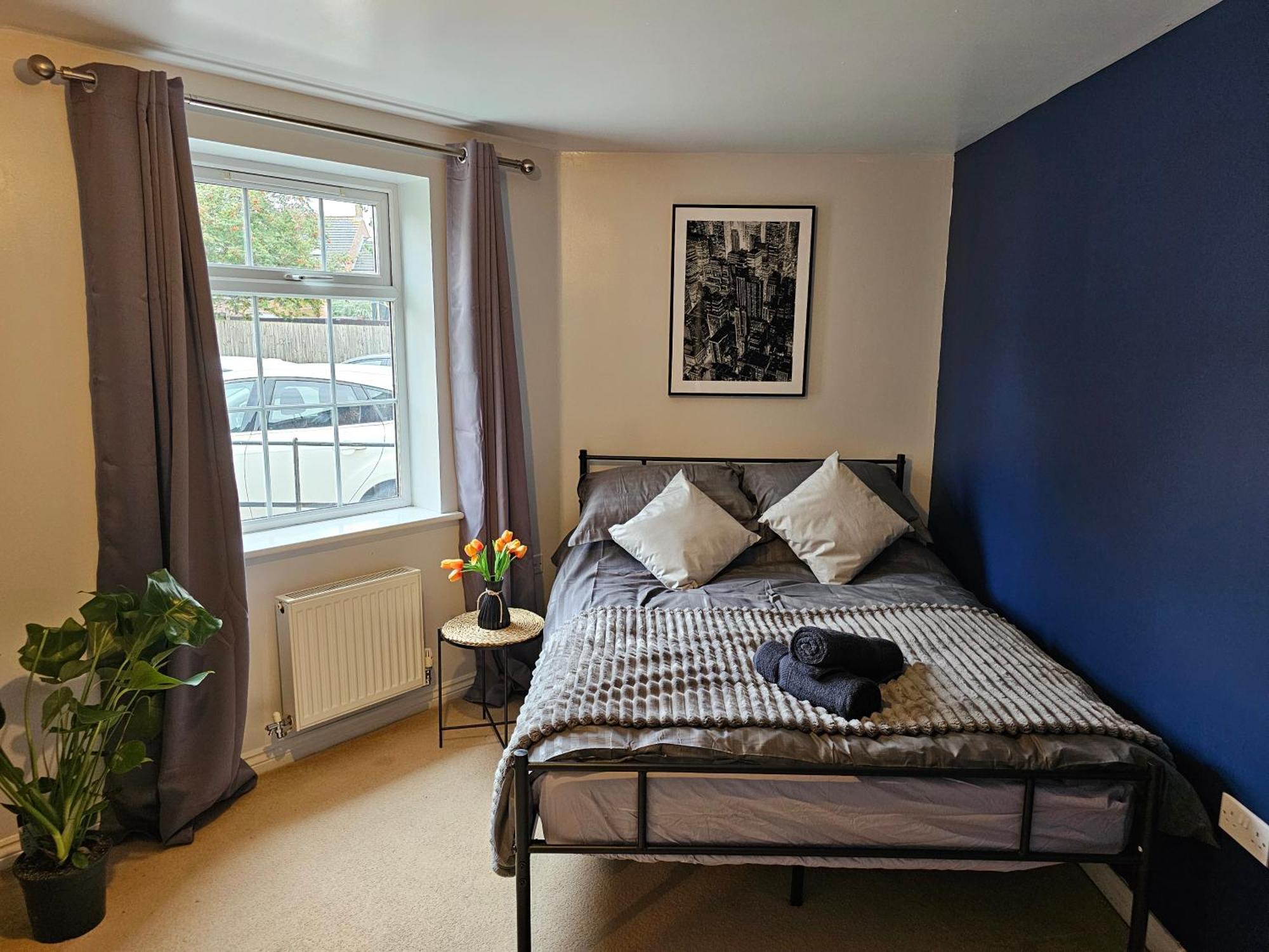 2 Bedroom Spacious Flat