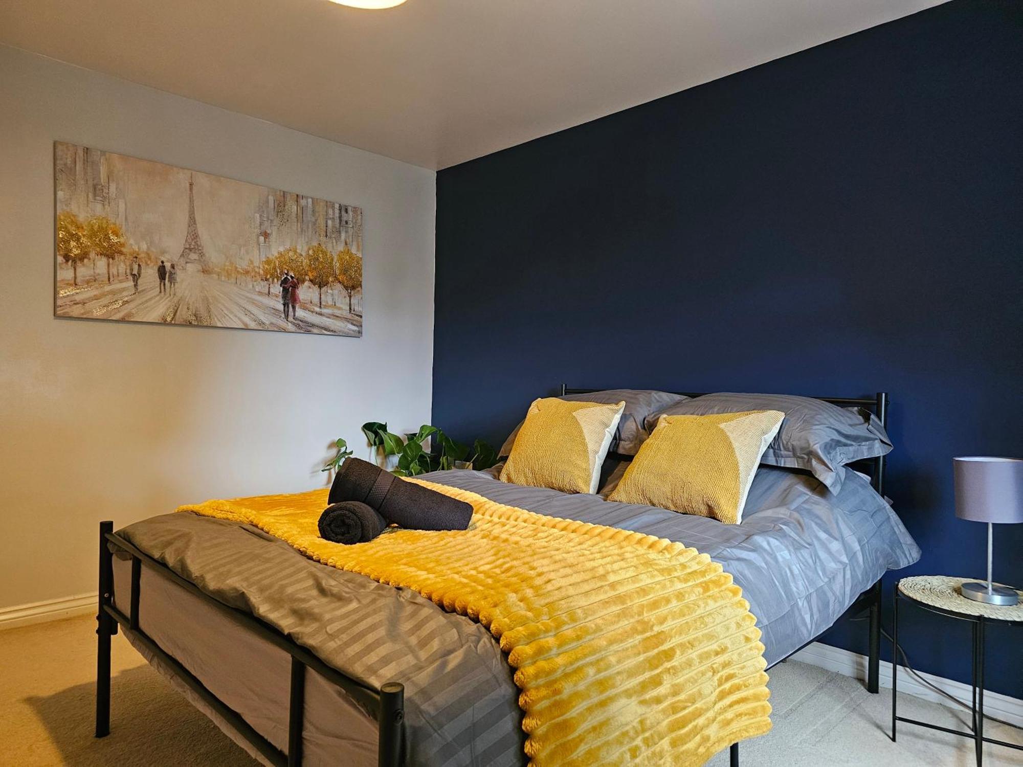 Apartment 2 Bedroom Spacious Flat