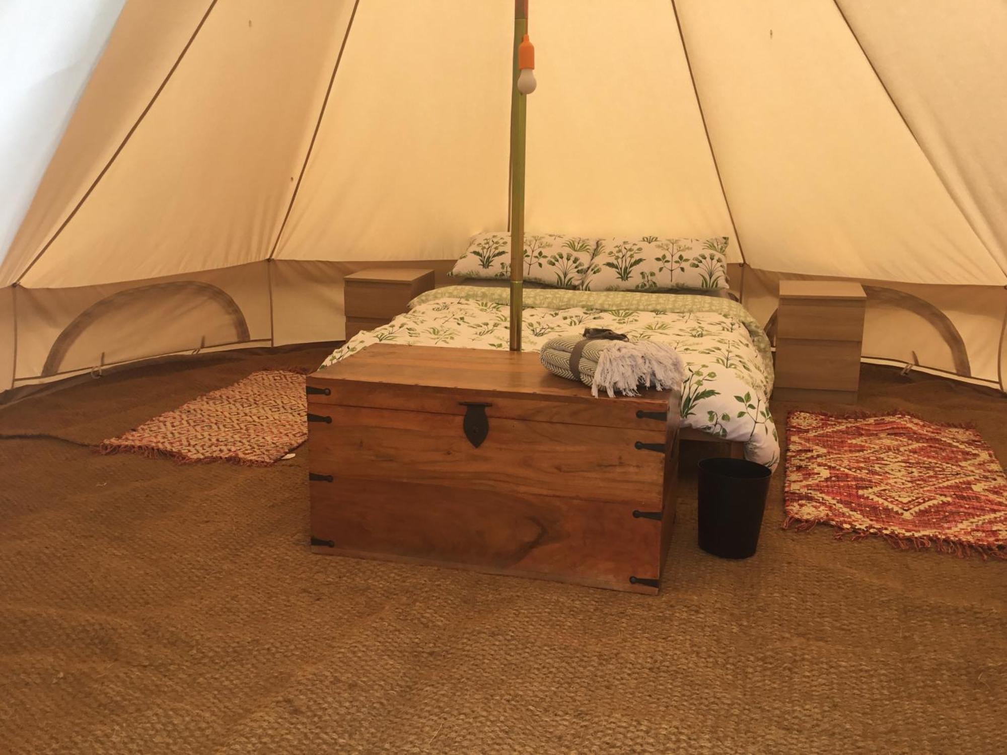 Fields Glamping Luxury tent *