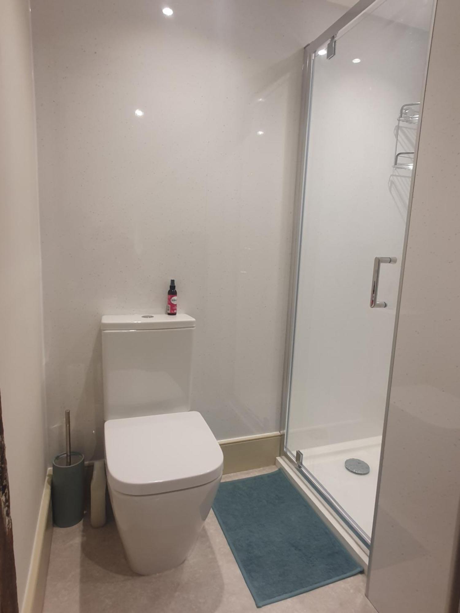 - Cosy And Modern *