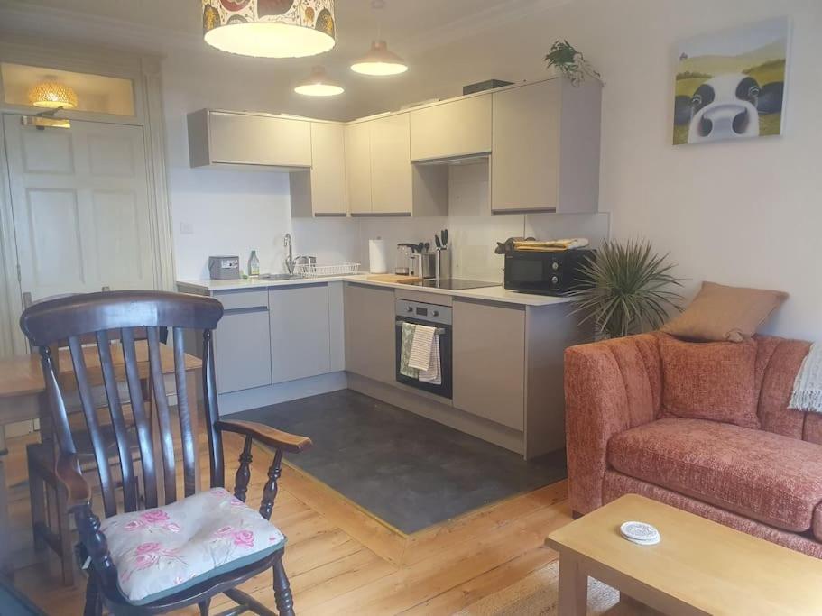 Apartment - Cosy And Modern Gloucester