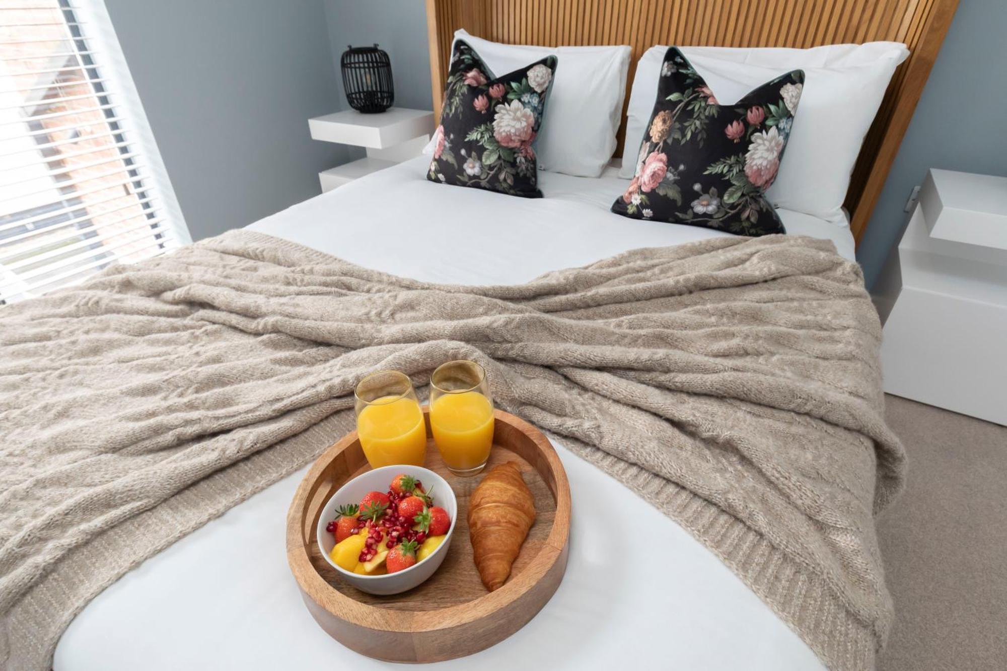 Apartment Elliot Oliver - Beautiful Two Bedroom With Parking In The Docks *