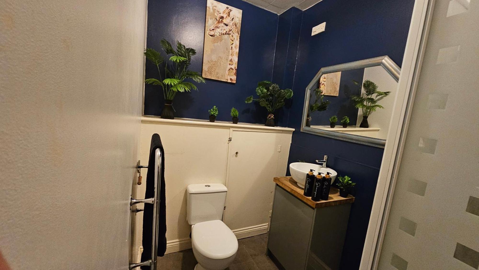 2 Bedroom Flat In