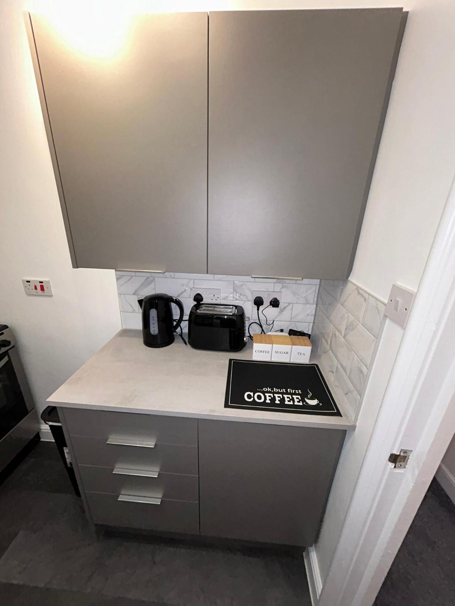 Brand New Modern Steps From Quays Gloucester
