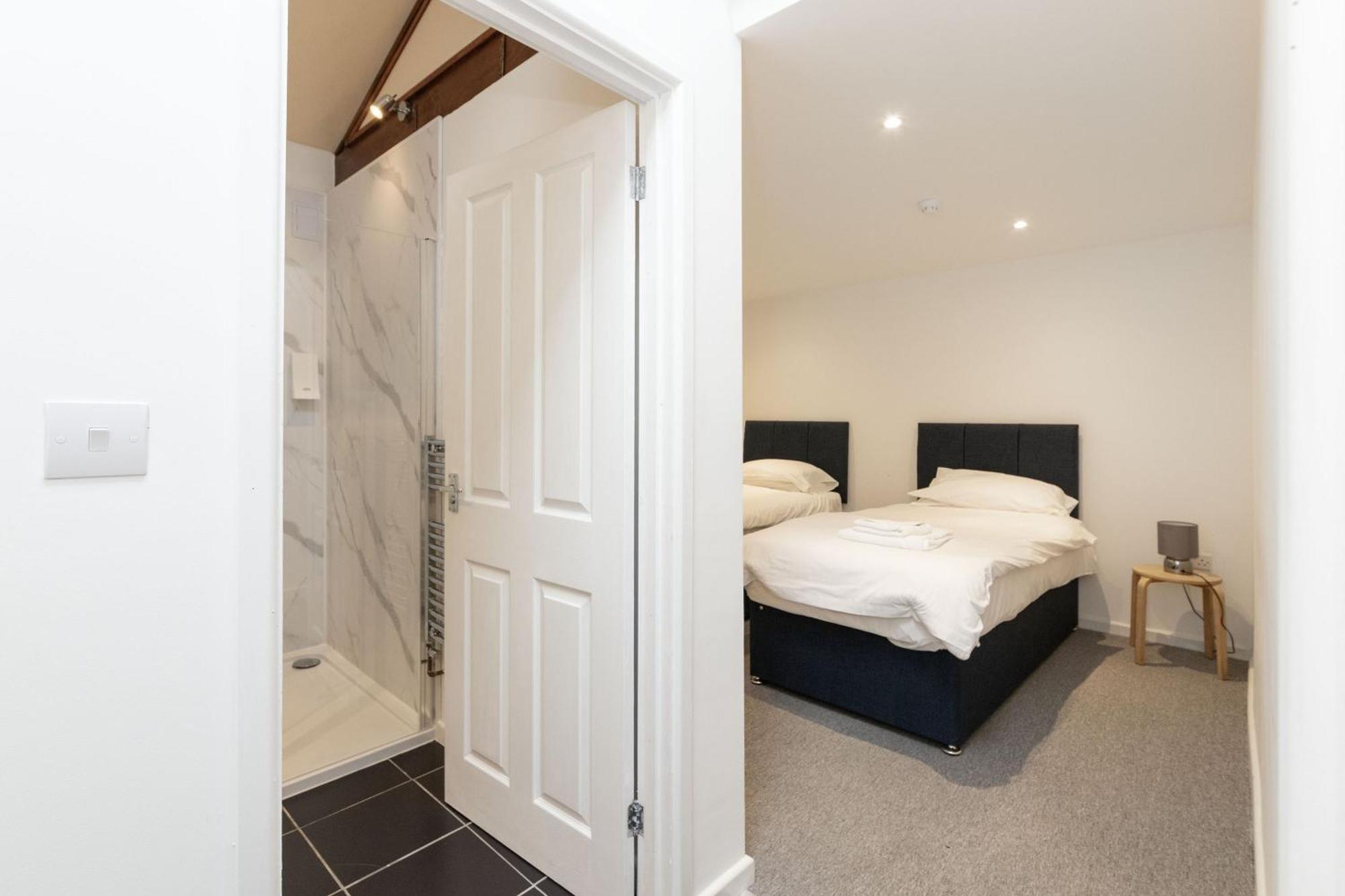 Centre Guest house 2*