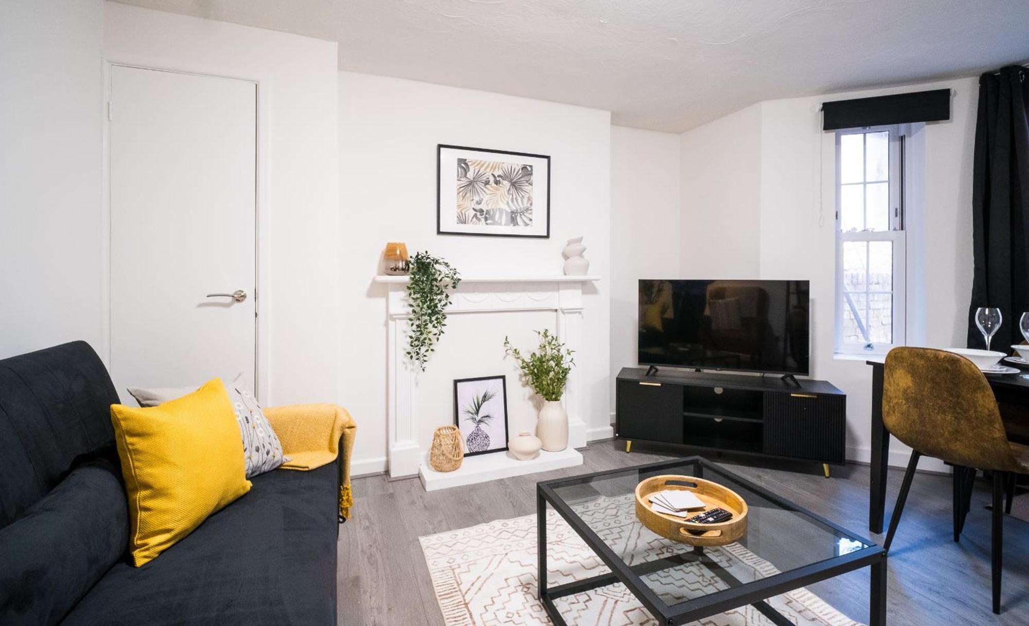 X 3 Free Parking & Short Walk To The & Hospital Căn hộ Gloucester