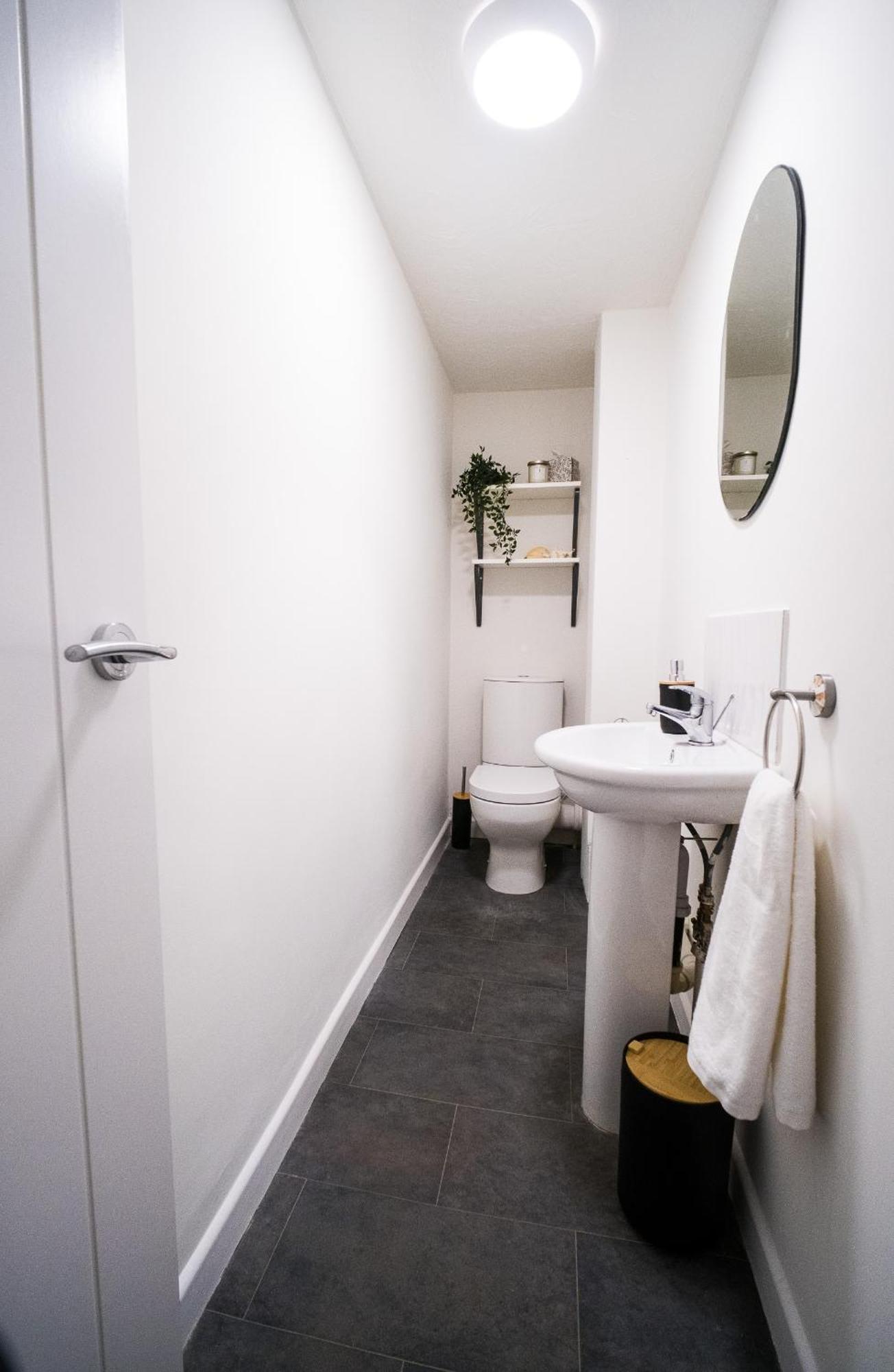 X 3 Free Parking & Short Walk To The & Hospital Căn hộ Gloucester