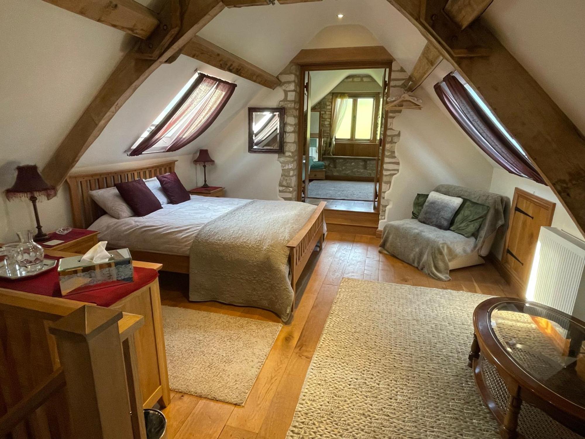 Barncastle Lets Holiday home Gloucester