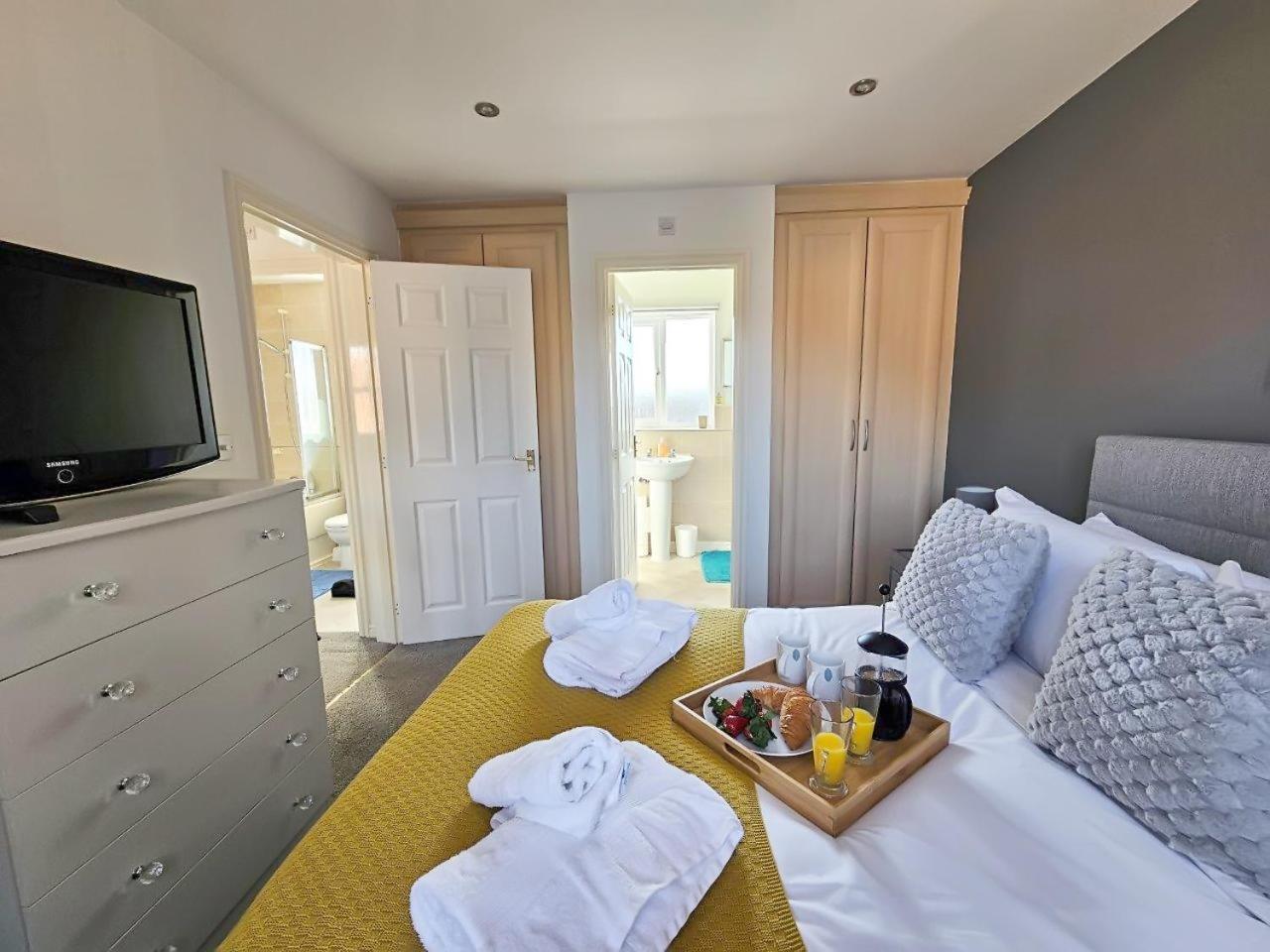 Holiday home Boughton 3 Bed Semi By Fortuna *