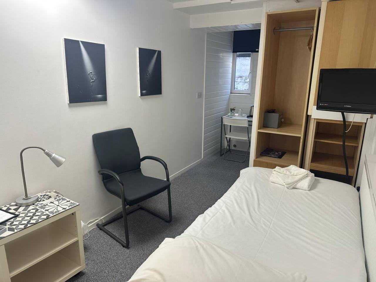 Centre Guest house 2*