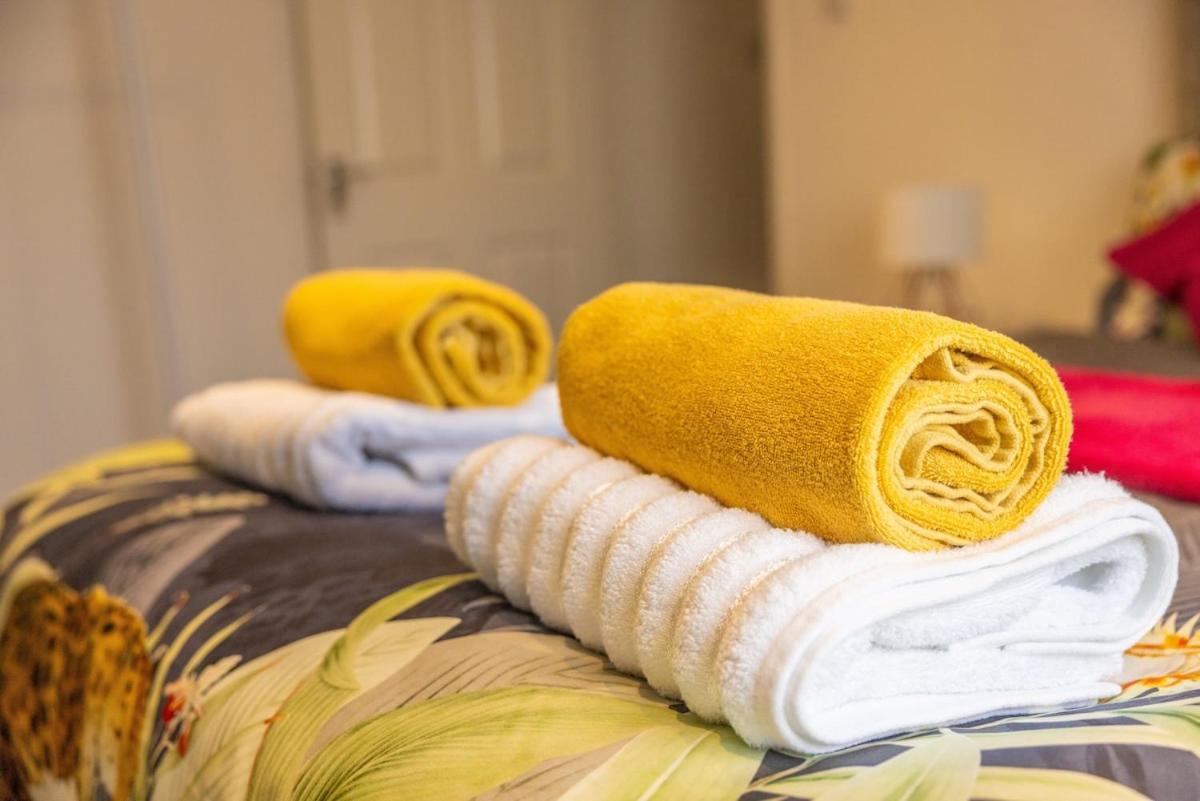 Kingsholm Sunnyvibes 2 Bedrooms Free Parking 3 Nights Apartment Gloucester