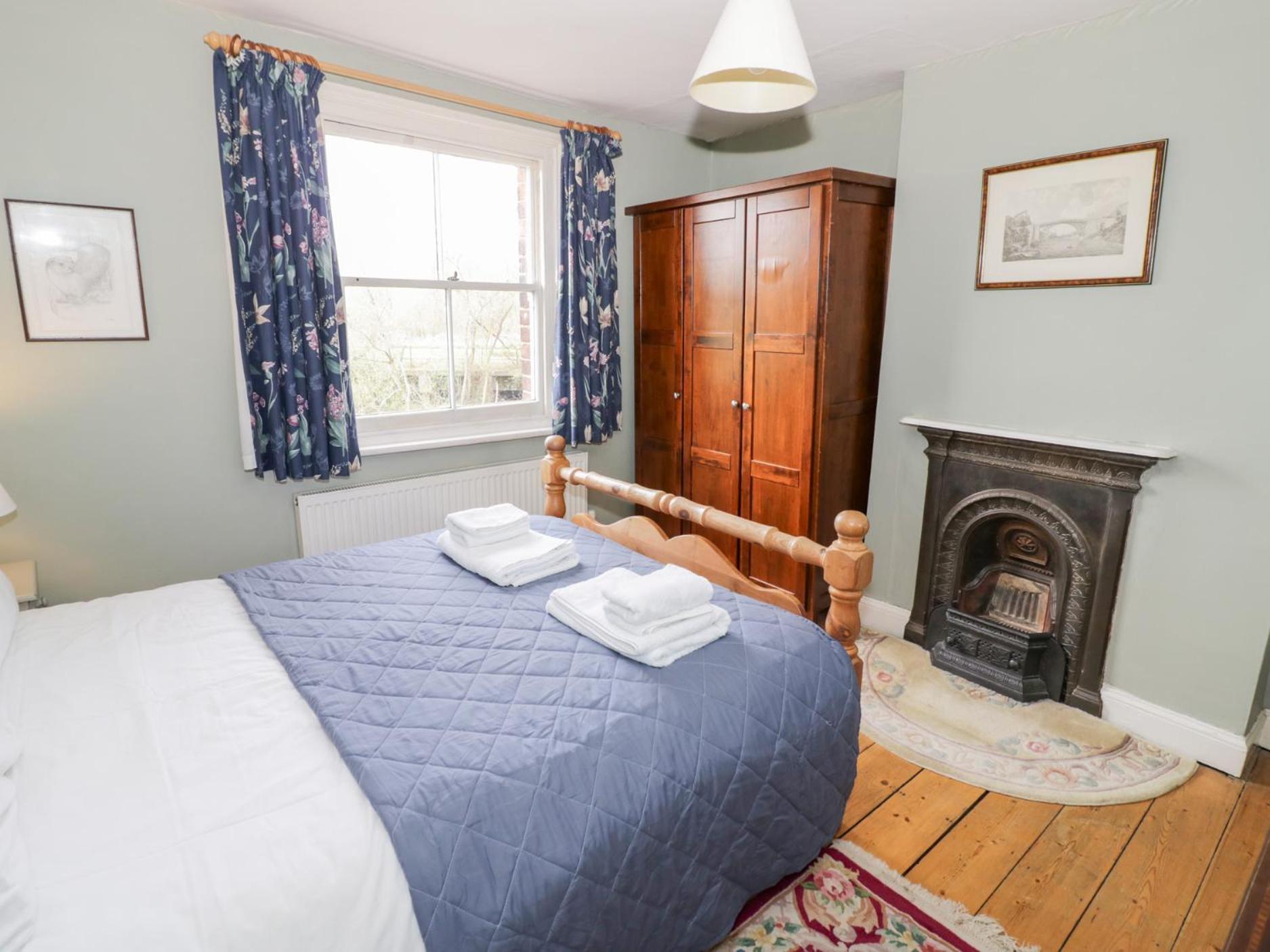 Holiday home The Lock House Gloucester