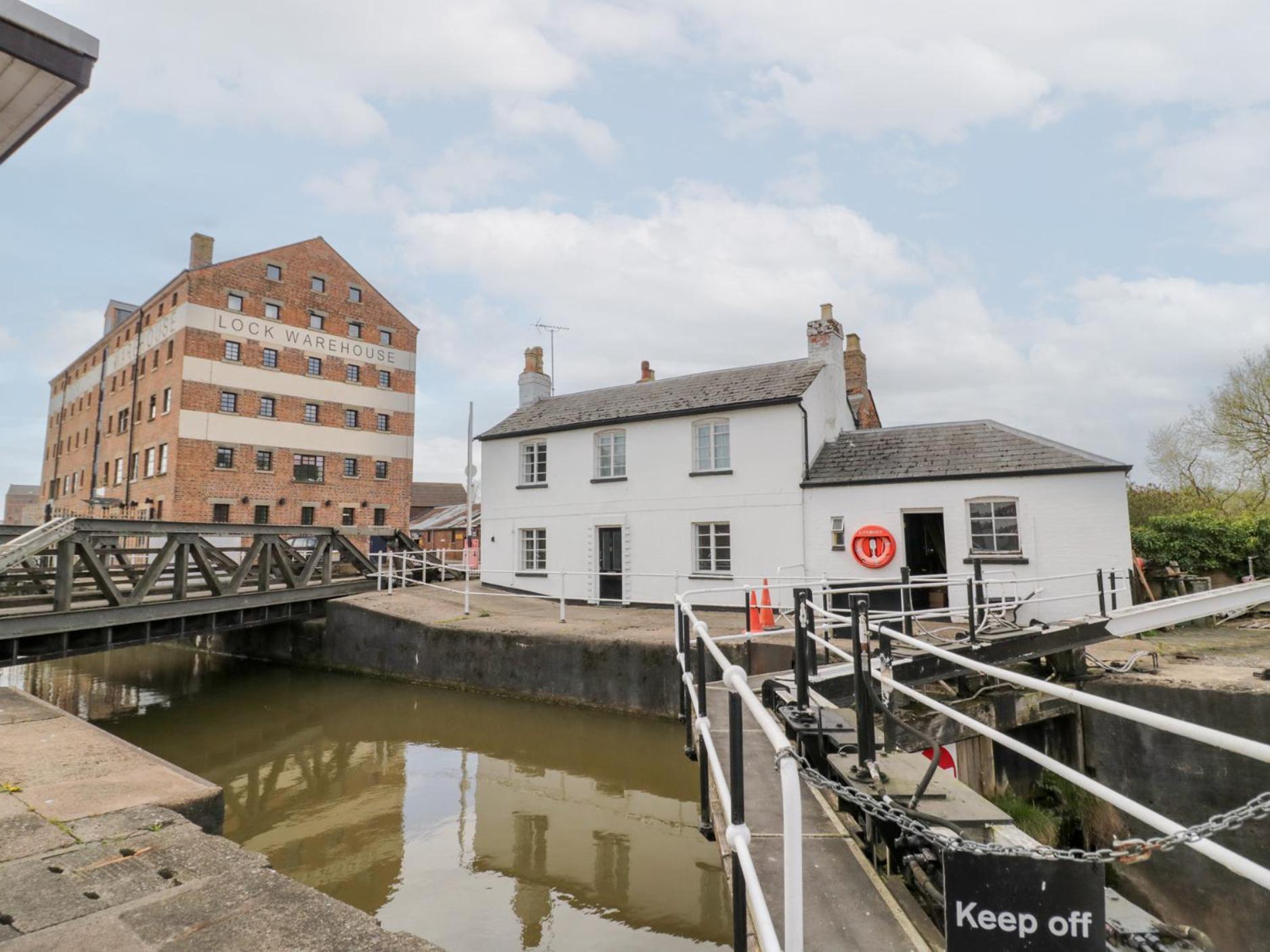 The Lock House Holiday home Gloucester