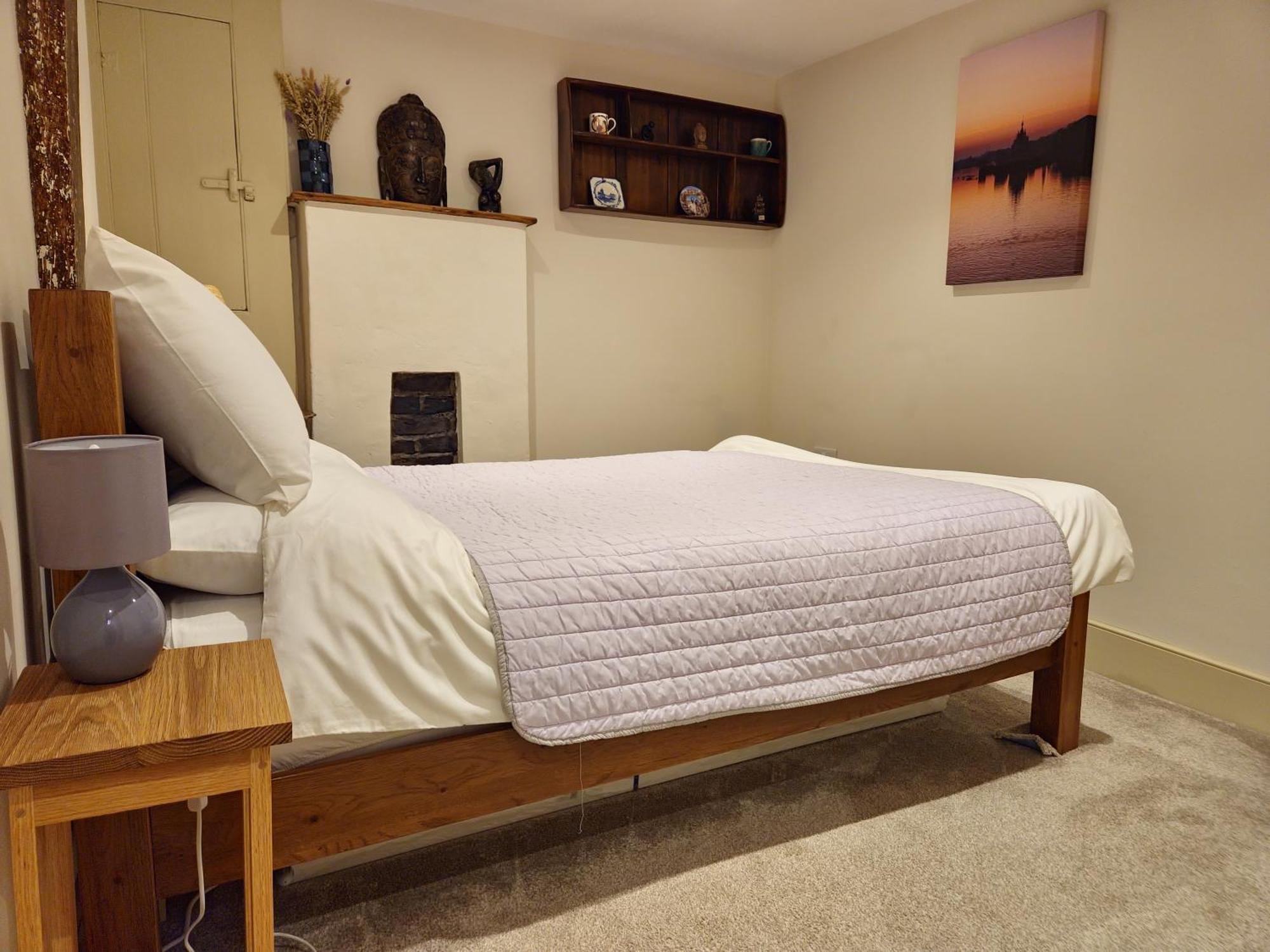 Self-catering Flat - A Hidden Gem Gloucester