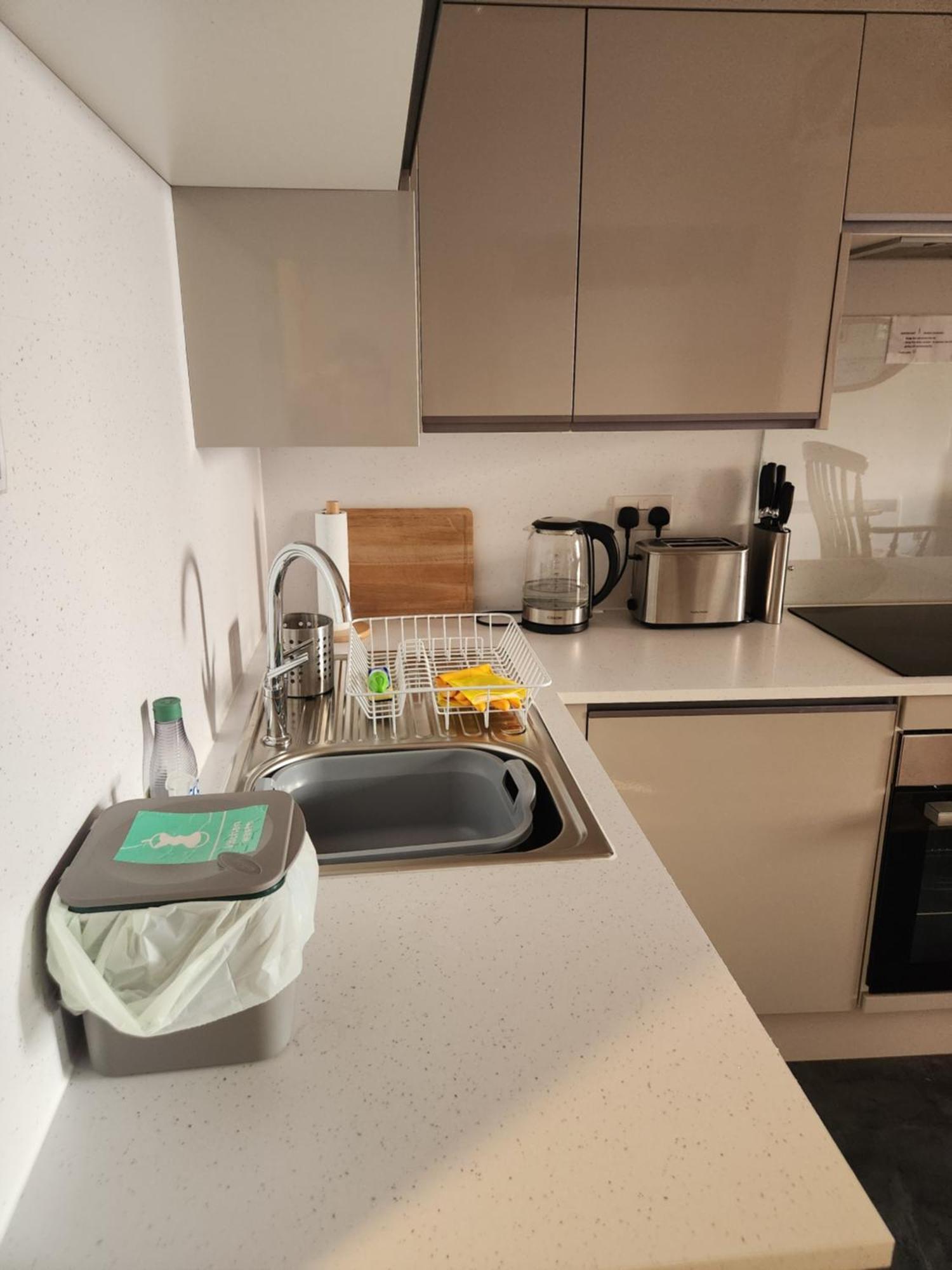 Self-catering Flat - A Hidden Gem * Gloucester