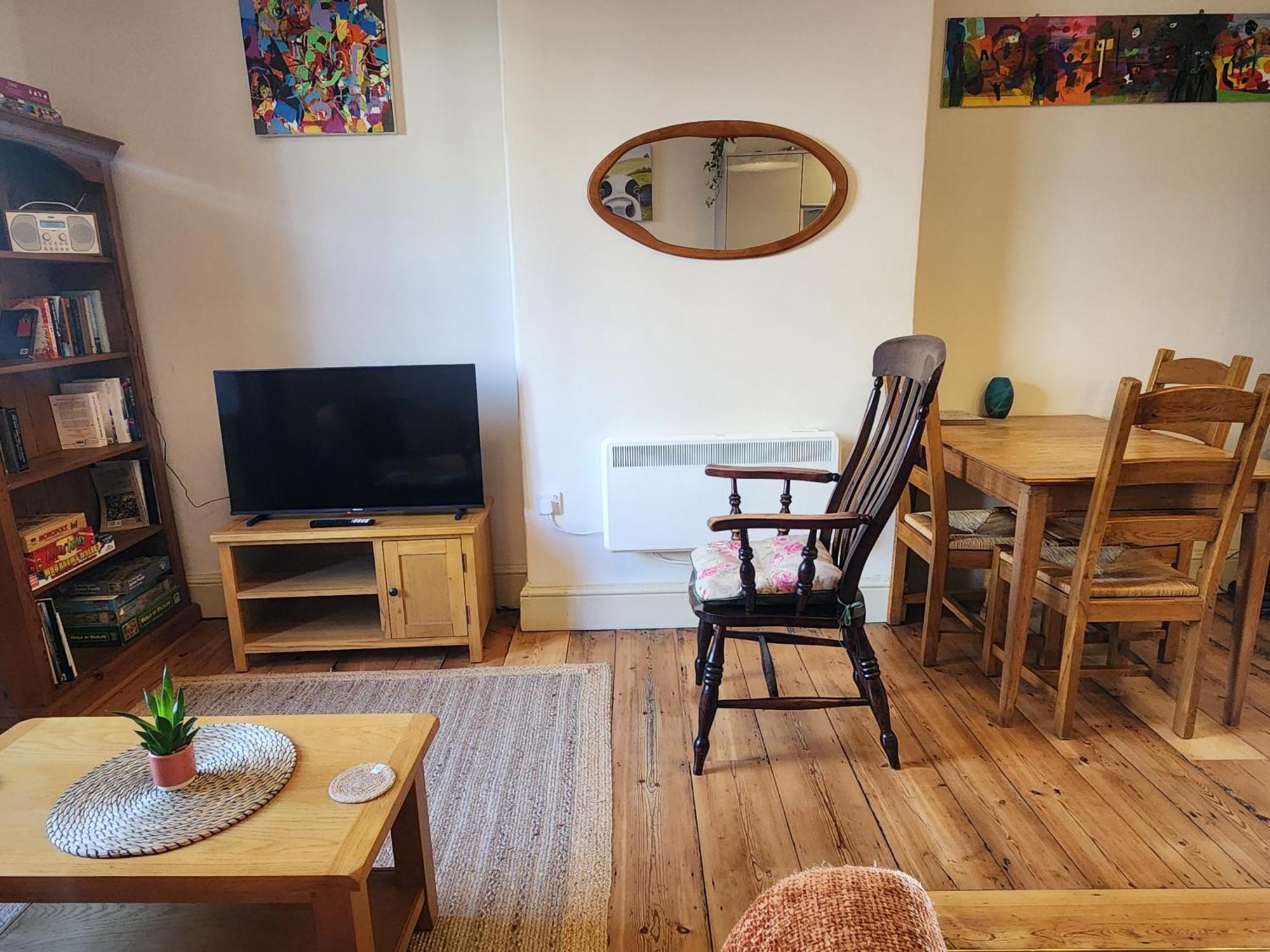 Self-catering Flat - A Hidden Gem Gloucester