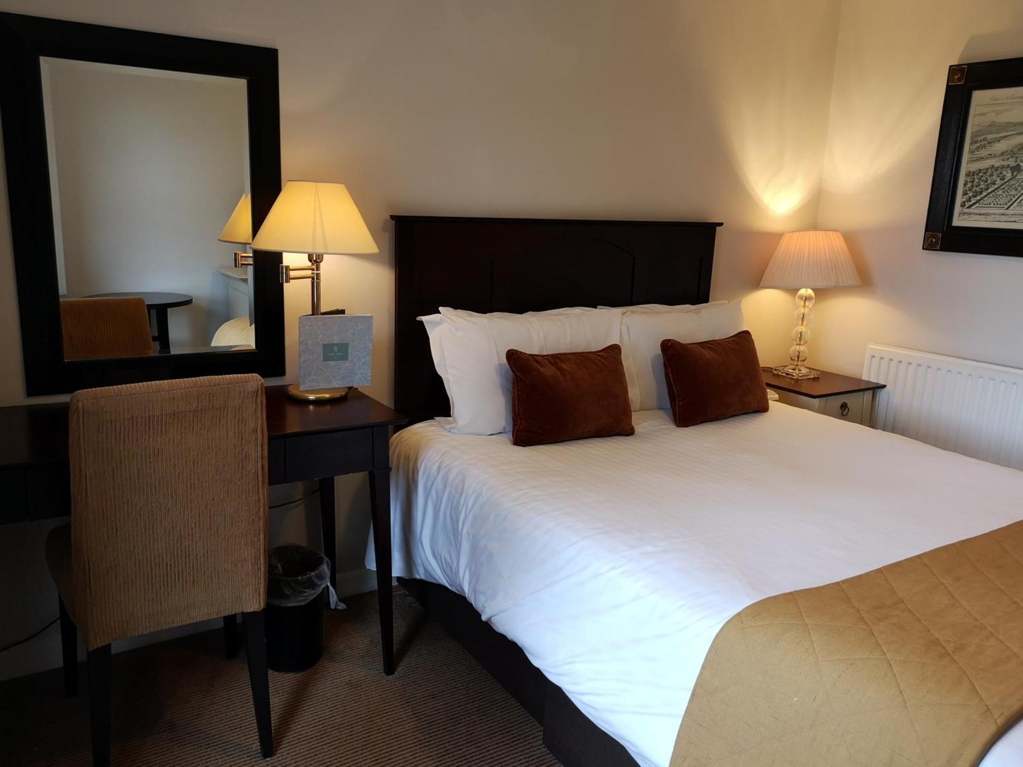 Hatherley Manor & *