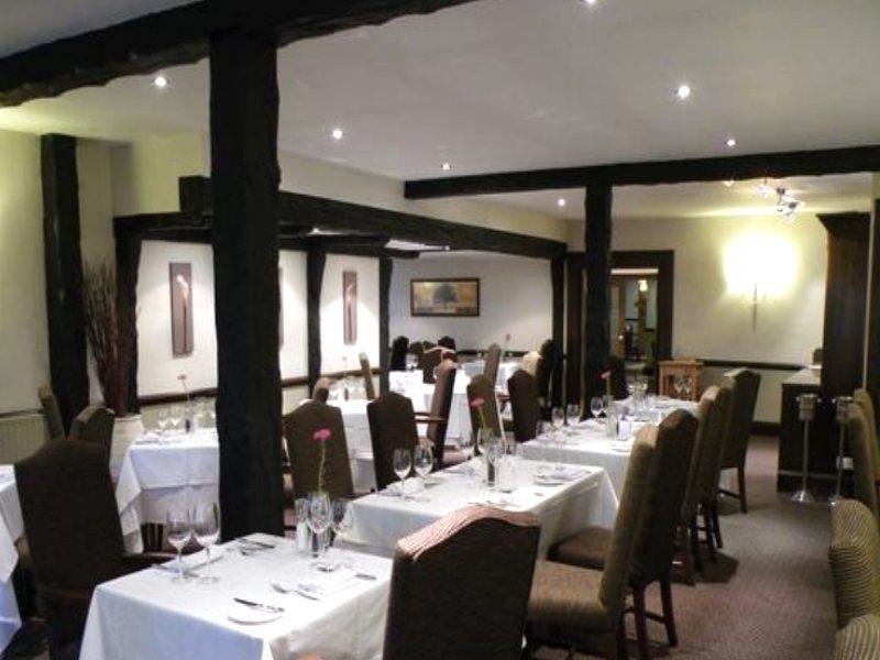 Country house Hatherley Manor & Gloucester