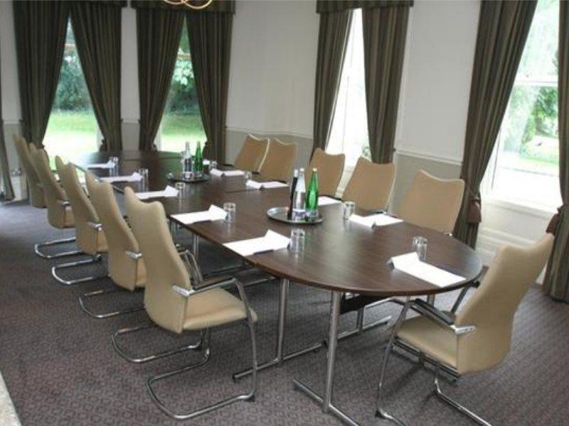 Country house Hatherley Manor & *