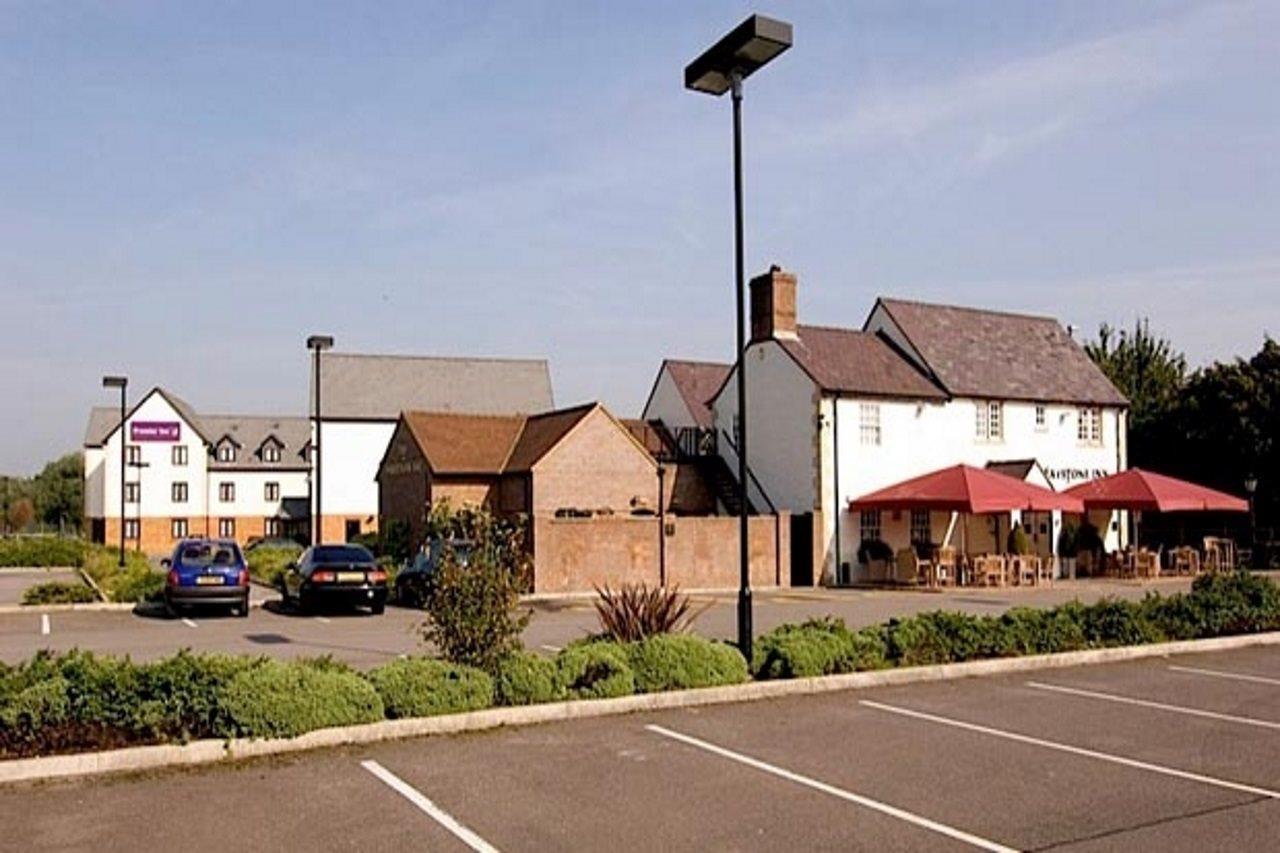 Premier Hotel