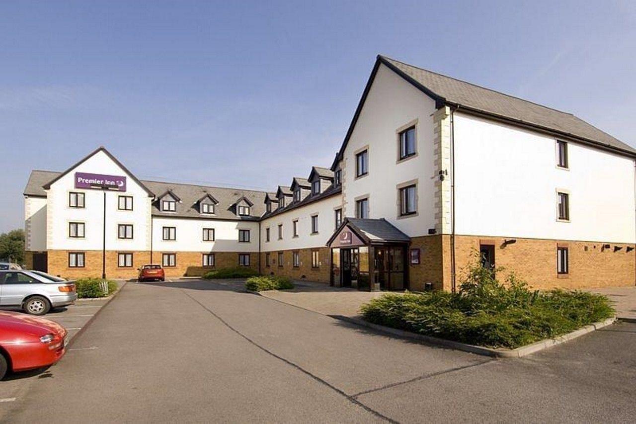 Premier Hotel 3*