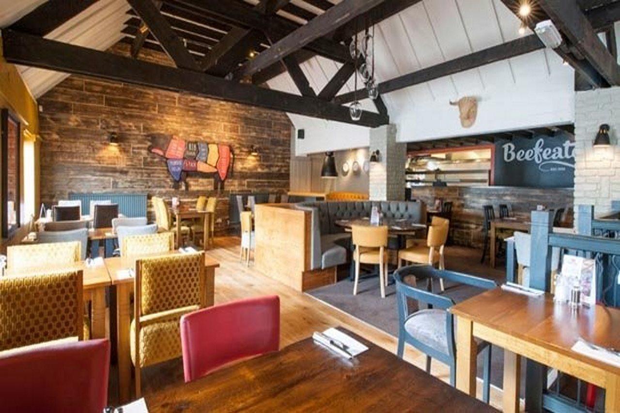 Premier Inn Gloucester 3*