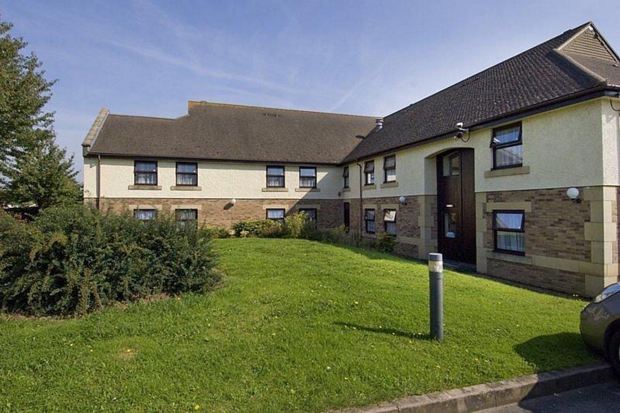 Premier Inn Gloucester Hotel
