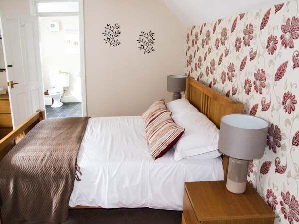 Apartment Wards Court 1 *