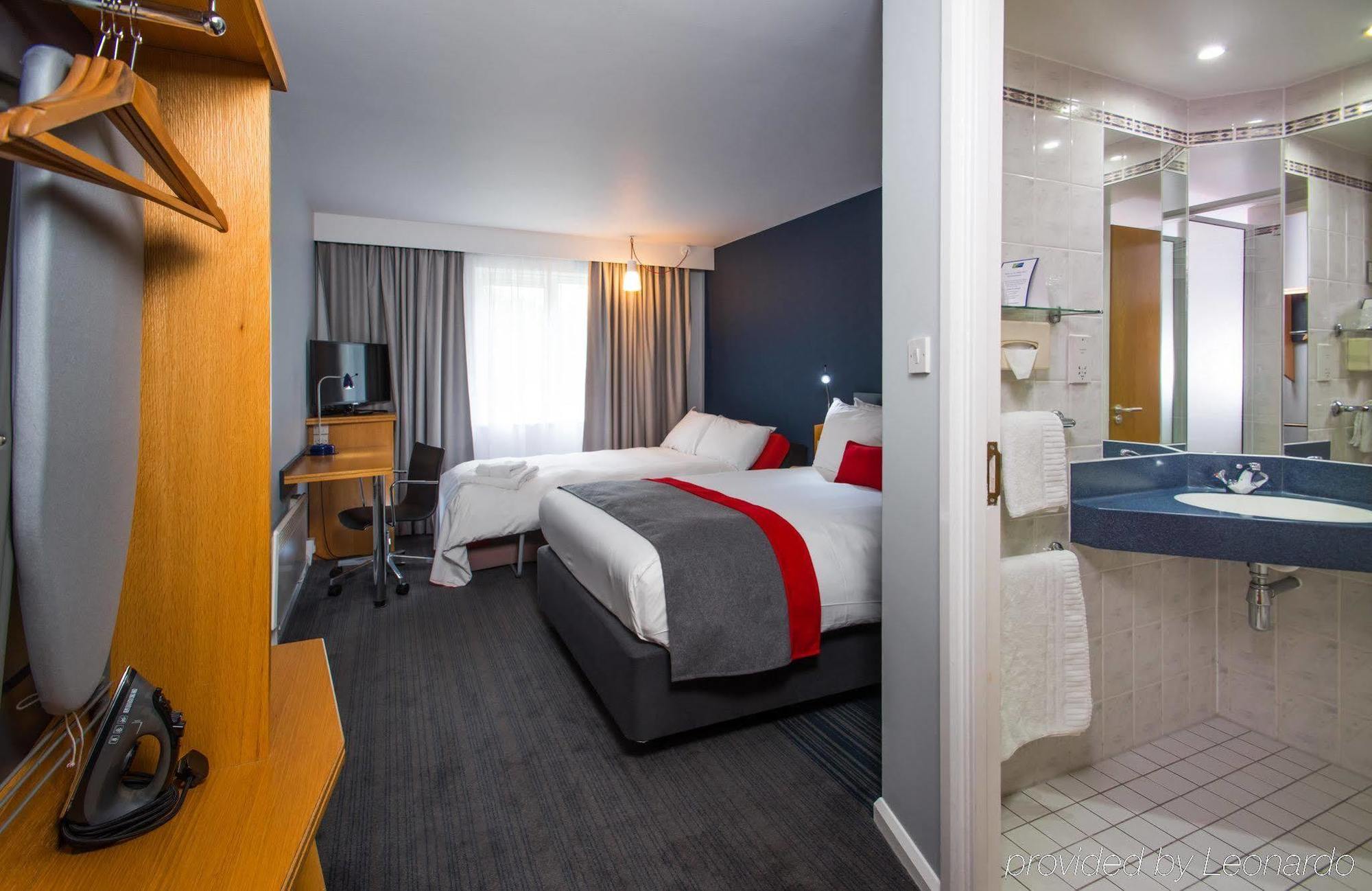 Express - South By Ihg