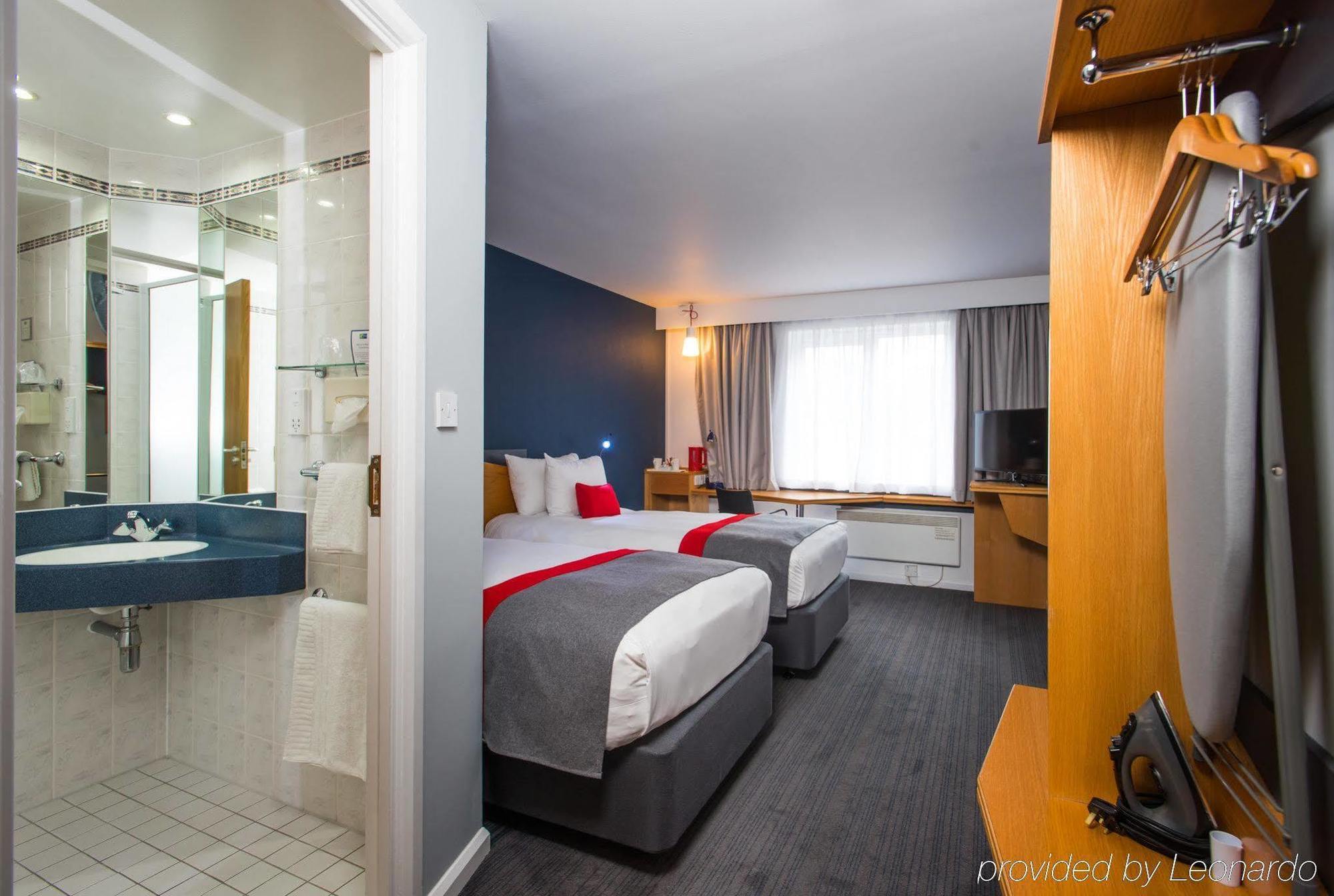Express - South By Ihg