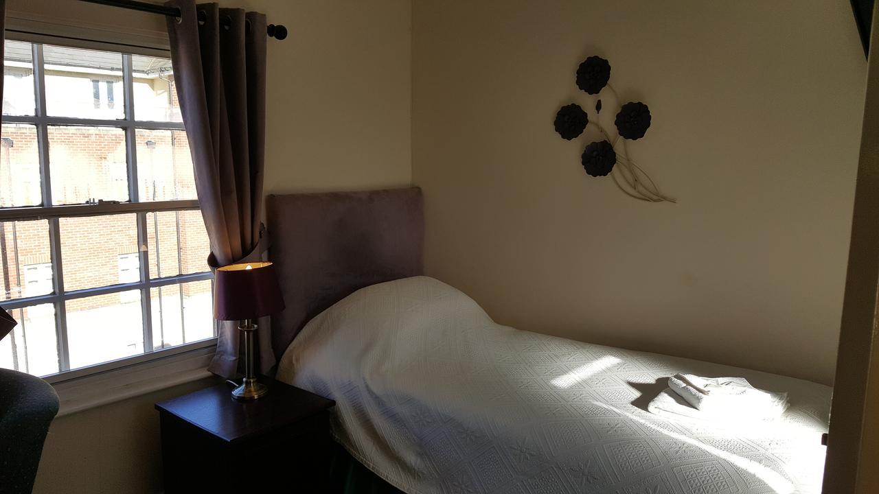 Edward Hotel Gloucester