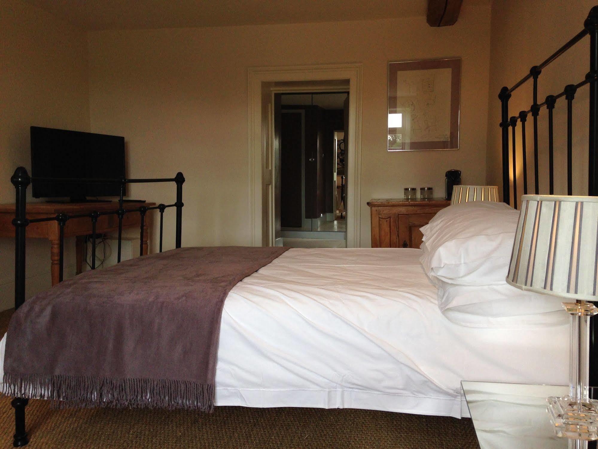 Saul Farm Hotel