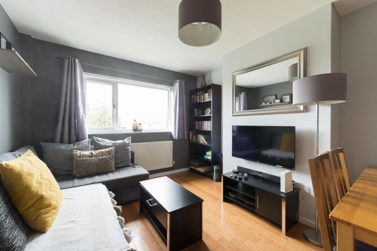 Chesterton Court Apartment Gloucester