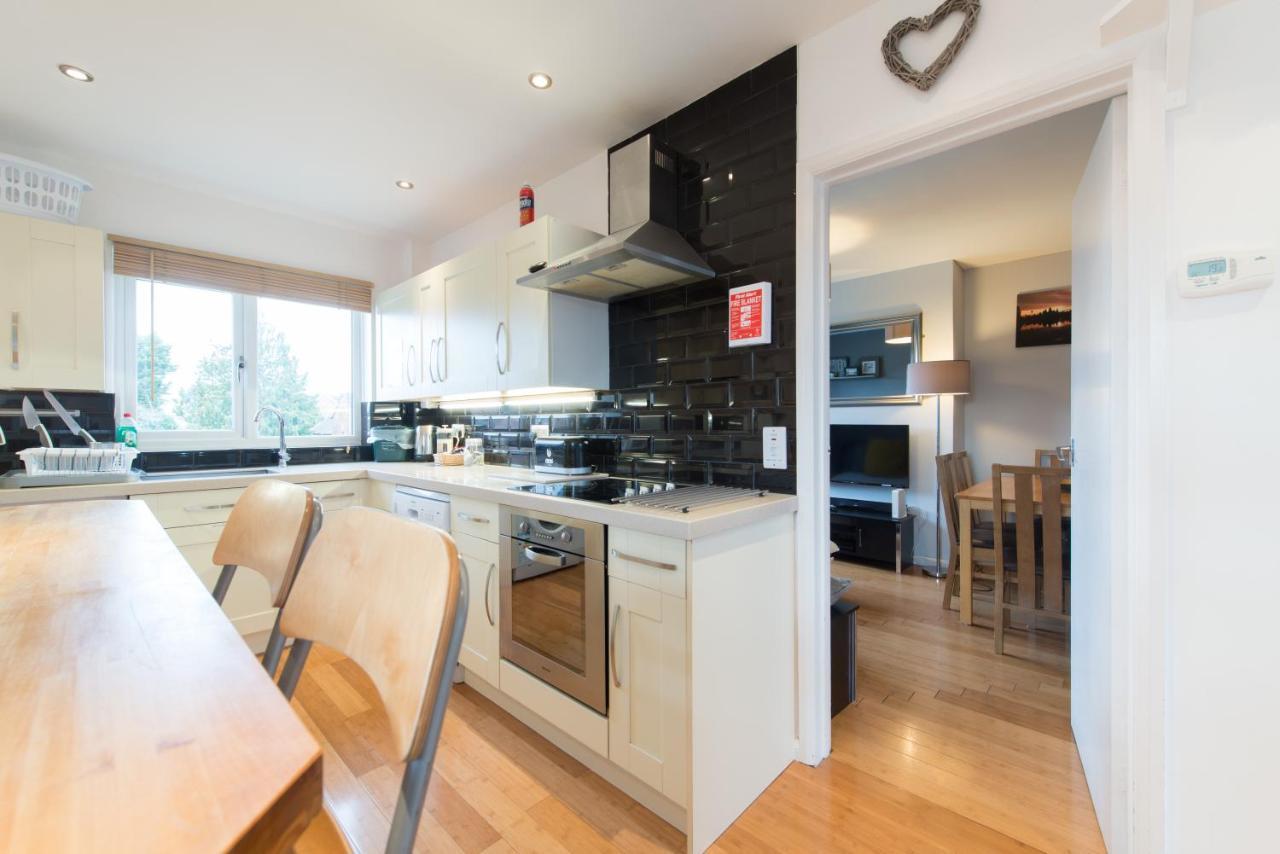 Chesterton Court Apartment *