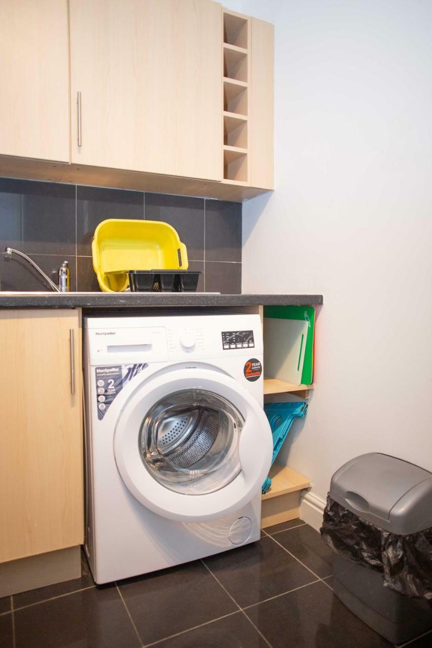 Apartment Quire Court *
