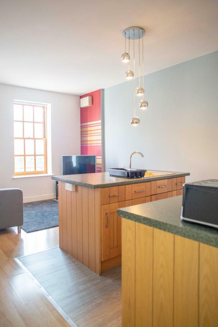 Apartment Quire Court
