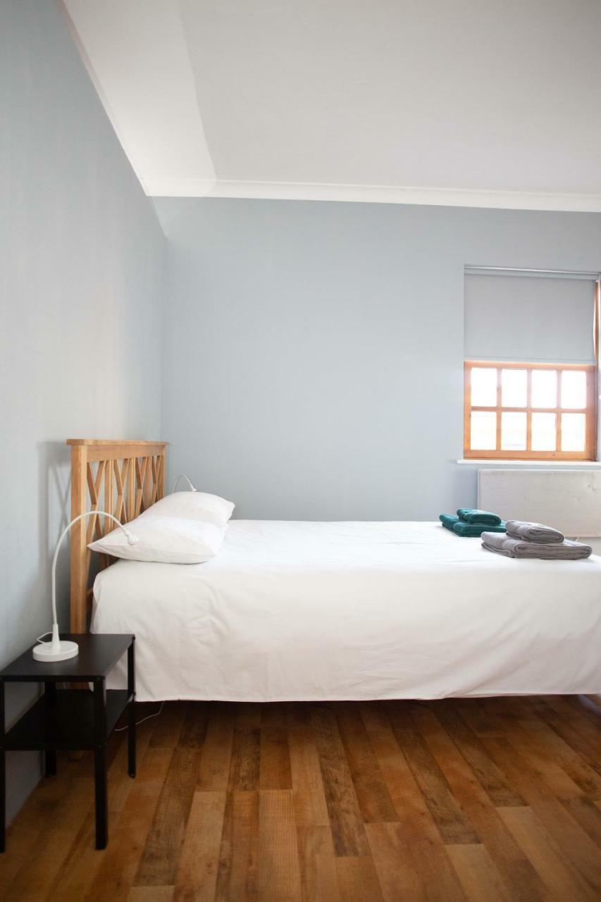 Quire Court Apartment *