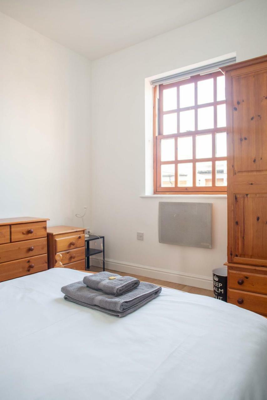 Quire Court * Gloucester
