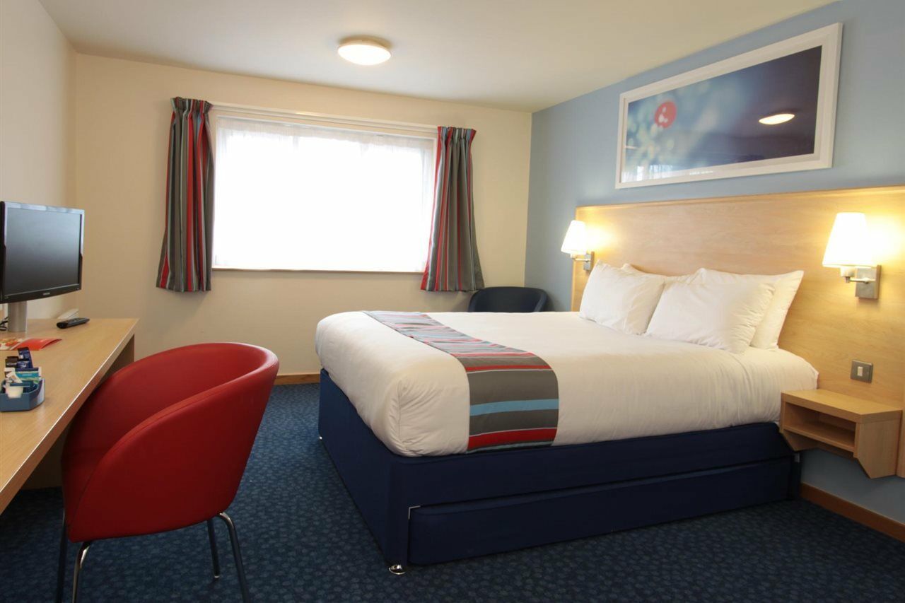 Hotel Travelodge Stonehouse 3*