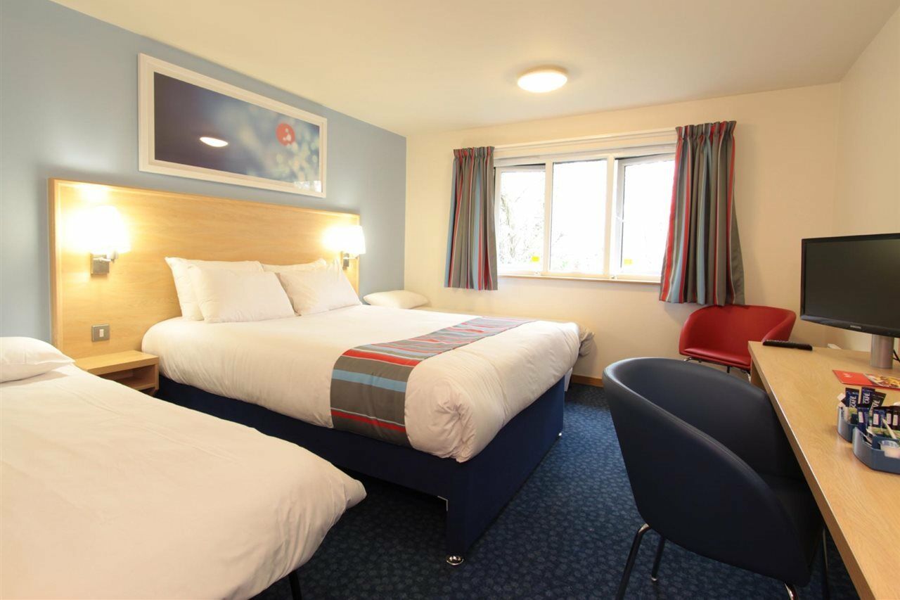 Travelodge Stonehouse